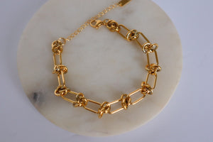 Knot bracelet