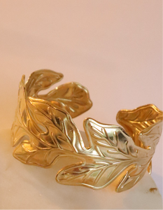 Leafy cuff bracelet